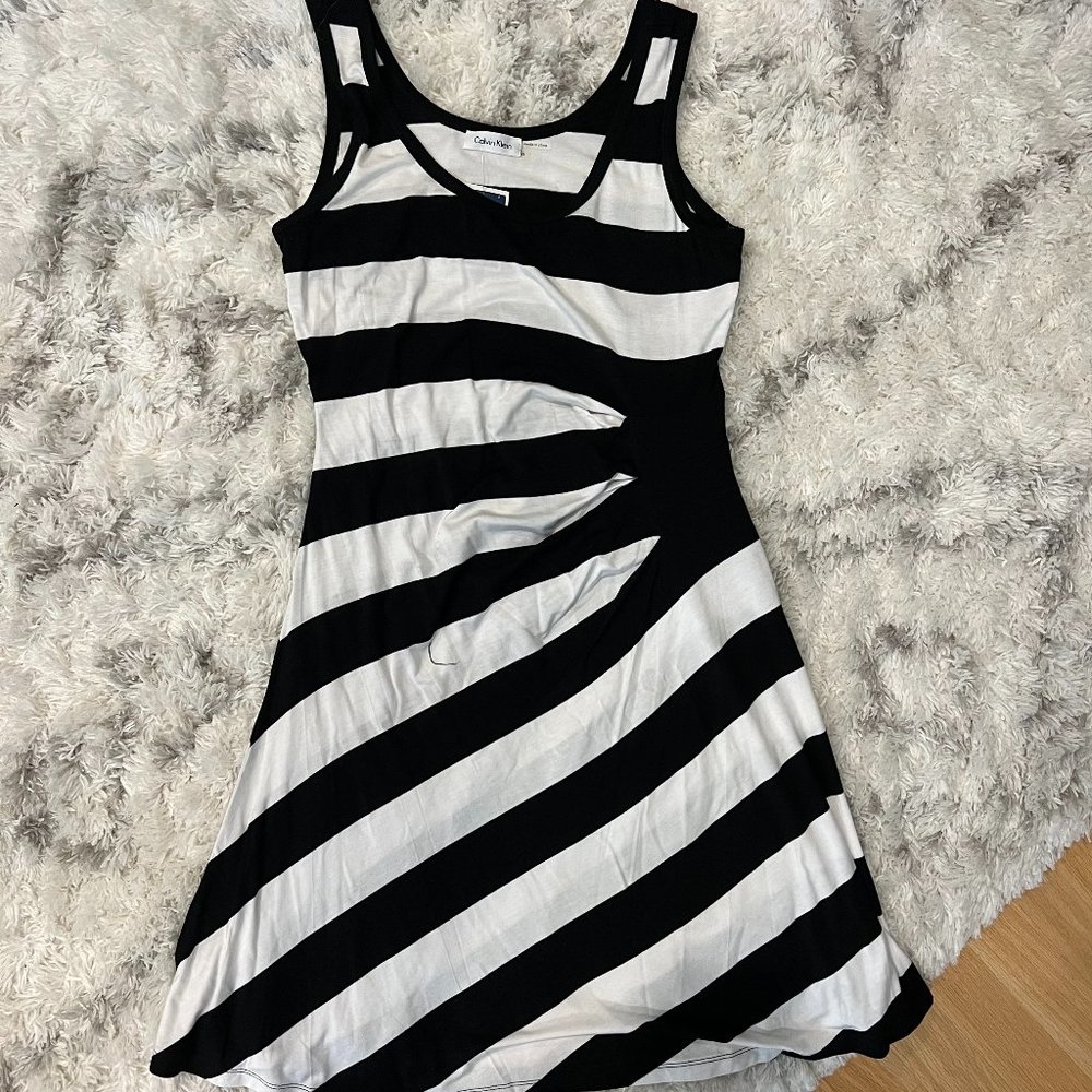 Calvin Klein Black and White Dress- 6 NWT